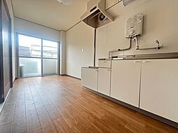 土井脇ビル 2階1LDKのリビング/ダイニング