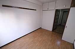 第5ガーデン 2階1Kのリビング/ダイニング