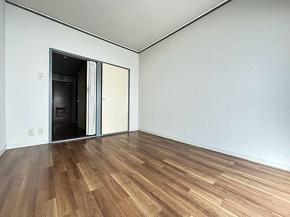 リスタ海田_内装_3