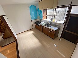 呉地貸家 4DKのリビング/ダイニング