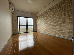 クレスト曽根 1階ワンルームのリビング/ダイニング