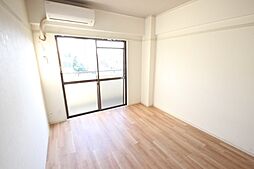 メゾンド山 4階1DKのリビング/ダイニング