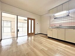 メゾン山中 3階3LDKのリビング/ダイニング