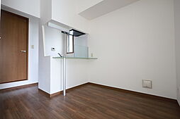 Lion鶴見 3階ワンルームのリビング/ダイニング