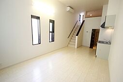 Maisonetic Armeria 1階ワンルームのリビング/ダイニング