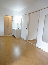 アーバンF 1階2DKのリビング/ダイニング