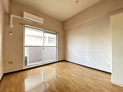 レジディア比治山公園 2階1Kのリビング/ダイニング