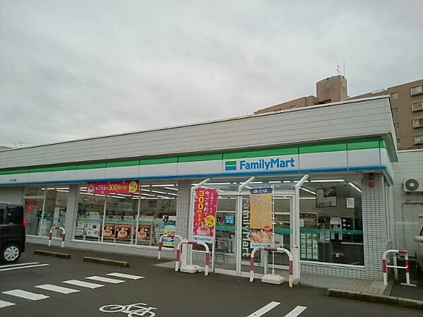 画像13:ファミリーマート上大川前通店まで500m