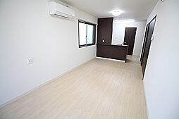 プレミアムレジデンスA 102 1階1Kのリビング/ダイニング