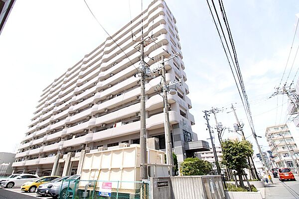 apartment 新潟県新潟市中央区米山３丁目1-5　駅南ビル1F