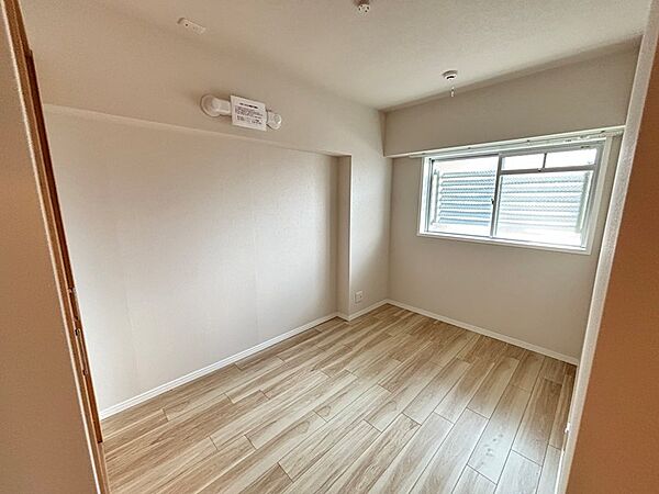 洋室5.3帖、子供部屋やお仕事部屋にもおすすめ！
