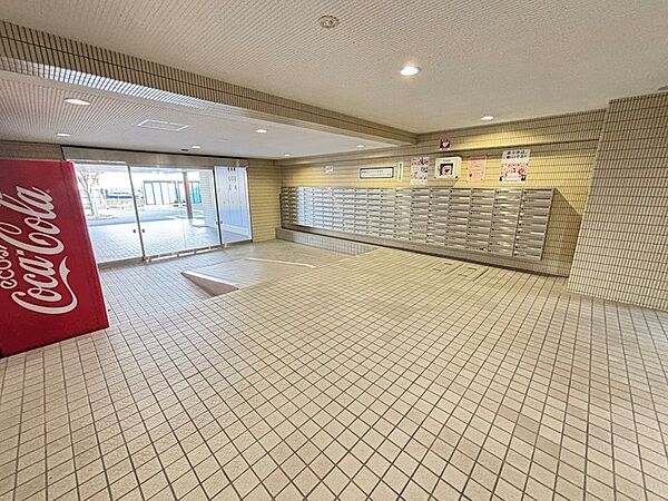 きれいに清掃されたエントランス、管理が行き届いており安心です。