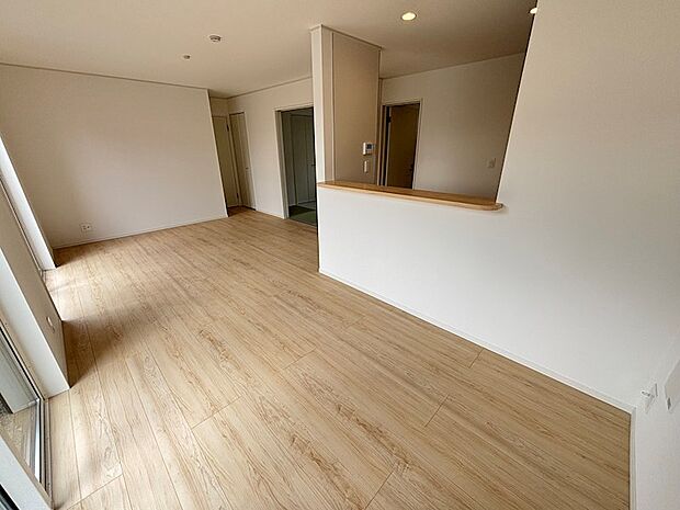当社HPにて、追加のお写真がご覧いただけます。ぜひアクセスください♪