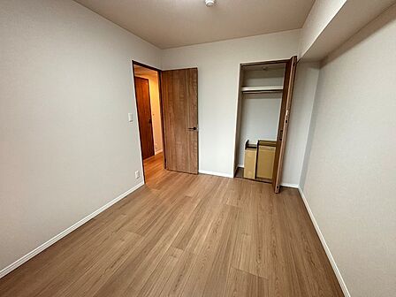長方形で家具配置のしやすいお部屋。