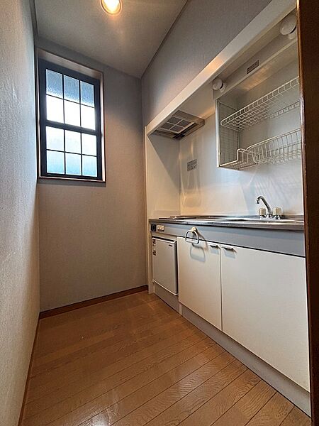 2階にもミニキッチンがあり、2世帯でのご入居にもおすすめ。