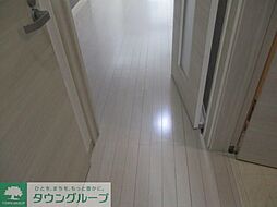 ＡＲＳおおたかの森 102 1階1DKのリビング/ダイニング