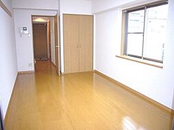 アーク松戸本町 205 2階1Kのリビング/ダイニング