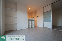 GOLDEN RINGS　12 305 3階1LDKのリビング/ダイニング