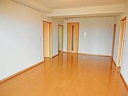 ロイヤルＫＪ 902 9階2SLDKのリビング/ダイニング