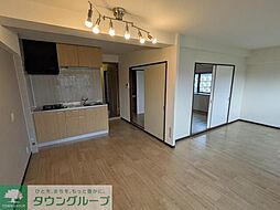 ルーブル早稲田 401 4階2LDKのリビング/ダイニング