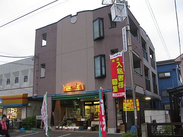 2 / 4