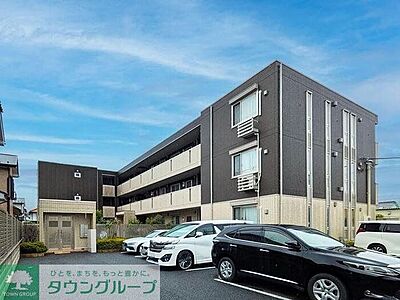 外観:駐車場 外観:駐車場