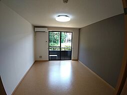 スカイコート飯笹 102