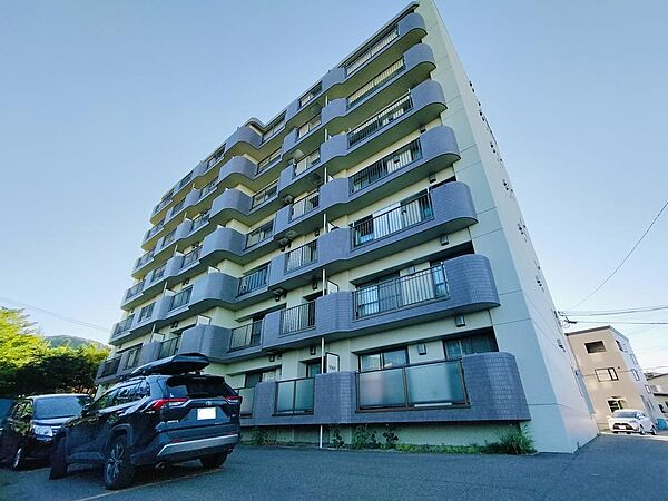 apartment 北海道札幌市北区北二十条西４丁目2番37号　ハピネス北20条203号室