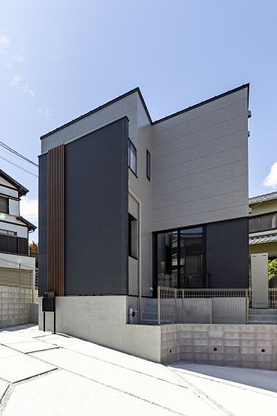 建物面積81ｍ2超えの3LDKのマンション！家計に優しいオール電化住宅です♪