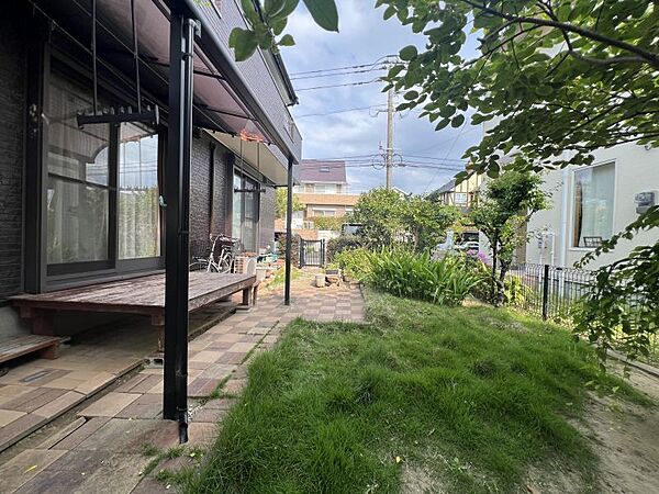 1階と2階にトイレがあるので朝の混雑時や夜中の利用も安心です♪（写真はCG加工済）