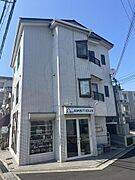 上野芝駅より徒歩10分 築33年 3階建の賃貸物件