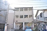 石津川駅より徒歩6分 3階 築15年7ヶ月の賃貸物件