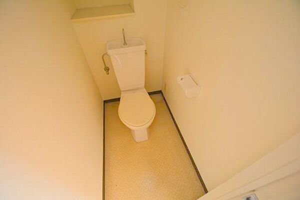 画像7:清潔感のあるトイレは、誰もがリラックスできる空間です。 