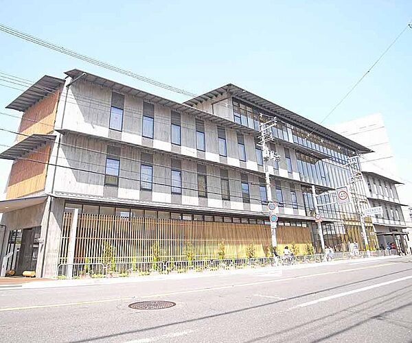 画像28:京都市上京区役所まで240m 区役所の社員さんが困ったことに優しく対応してくれます。