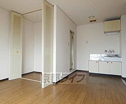 ハイツ泉涌寺 3階1Kのリビング/ダイニング