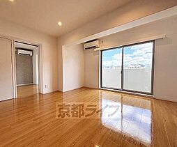 京都地下鉄東西線 椥辻駅 徒歩7分の賃貸マンション 4階2LDKのリビング/ダイニング