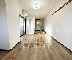 ラ・メゾン・ド・ソレイユ 303 3階1Kのリビング/ダイニング