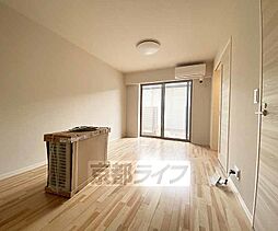 リガールメゾン　円町 202 2階1LDKのリビング/ダイニング