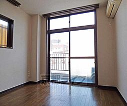 JR山陰本線 二条駅 徒歩8分の賃貸マンション 3階ワンルームのリビング/ダイニング