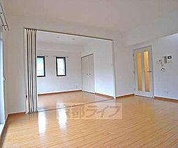 叡山電鉄鞍馬線 市原駅 徒歩3分の賃貸マンション 1階2LDKのリビング/ダイニング