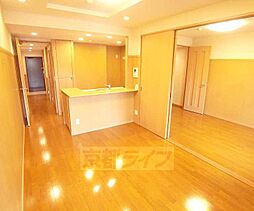 パインフィールド洛東 8階2LDKのリビング/ダイニング