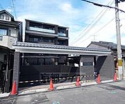 伏見桃山駅より徒歩6分 2階 築1年11ヶ月の賃貸物件