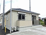 小山駅より徒歩13分 築8年の賃貸物件