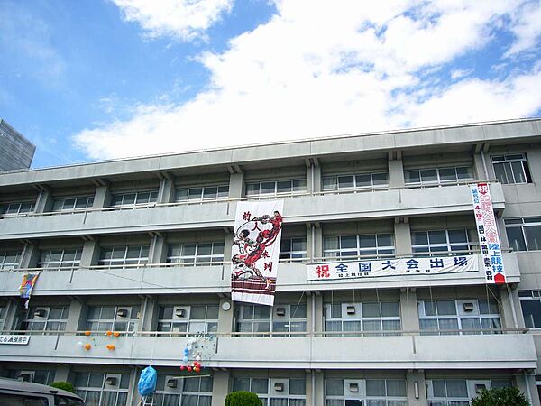 岡山市立操南中学校（2820m）