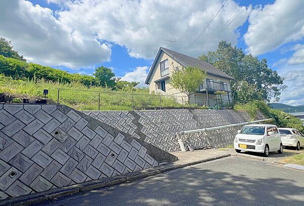 外観：333000047200