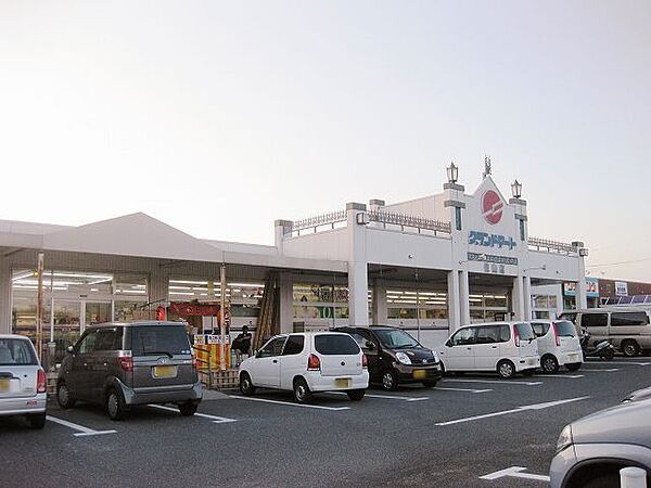 東岡山グランドマート（622m）
