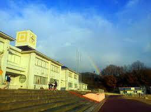 岡山市立御津小学校（9999m）