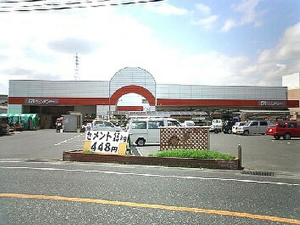 ジュンテンドー 津高店（753m）