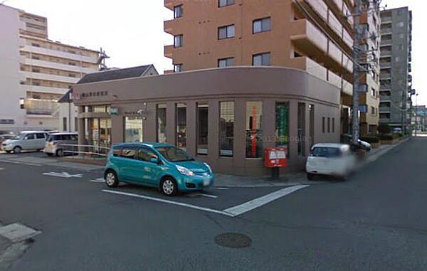 岡山野田郵便局（65m）