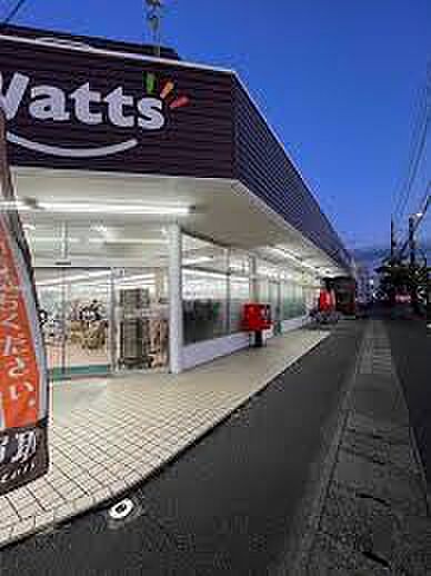 ワッツ今店(1438m)